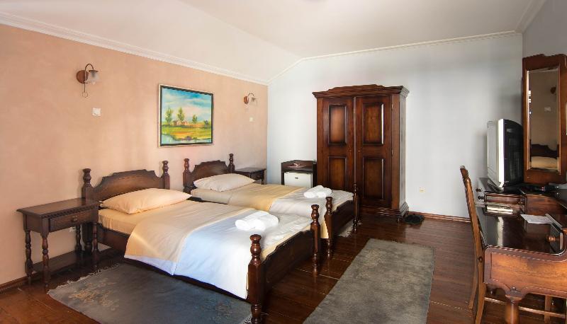 Hotel Ambiente Podgorica Extérieur photo