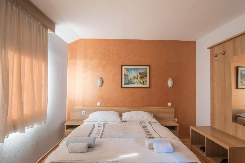 Hotel Ambiente Podgorica Extérieur photo